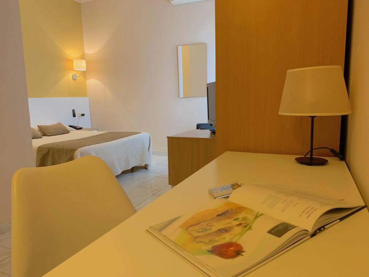 Hotel Restaurant Llansola Sant Carlos de la Ràpita